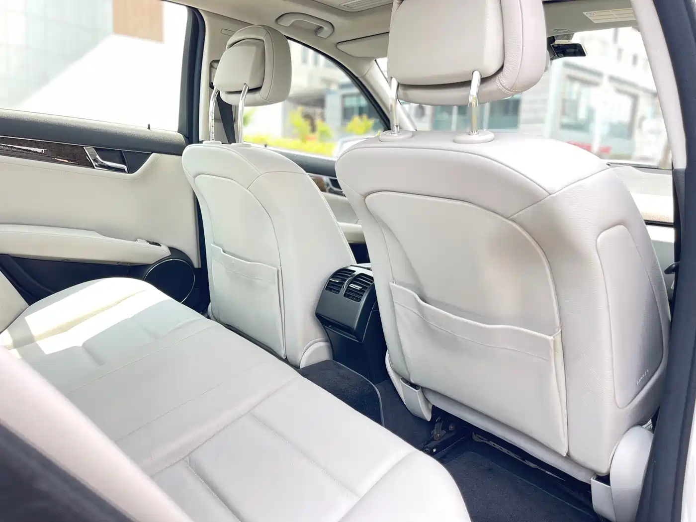 Mercedes-Benz C-Class 2010 C 200K Fashion фото 11