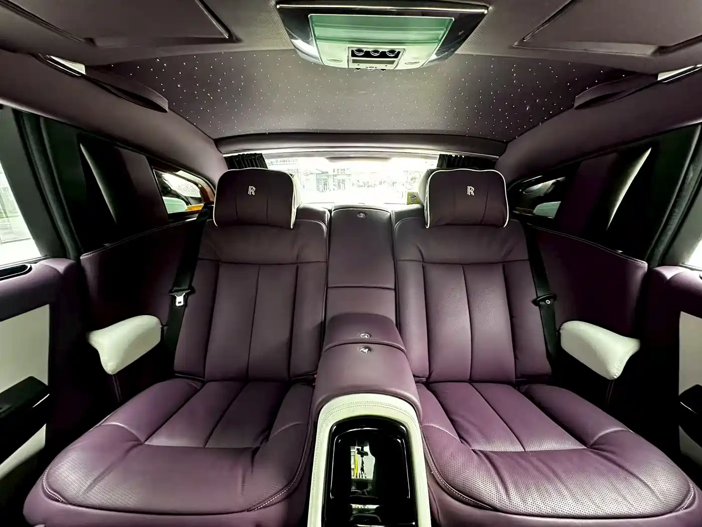 Rolls-Royce Phantom 2004 Model 6.7L Standard Version фото 6