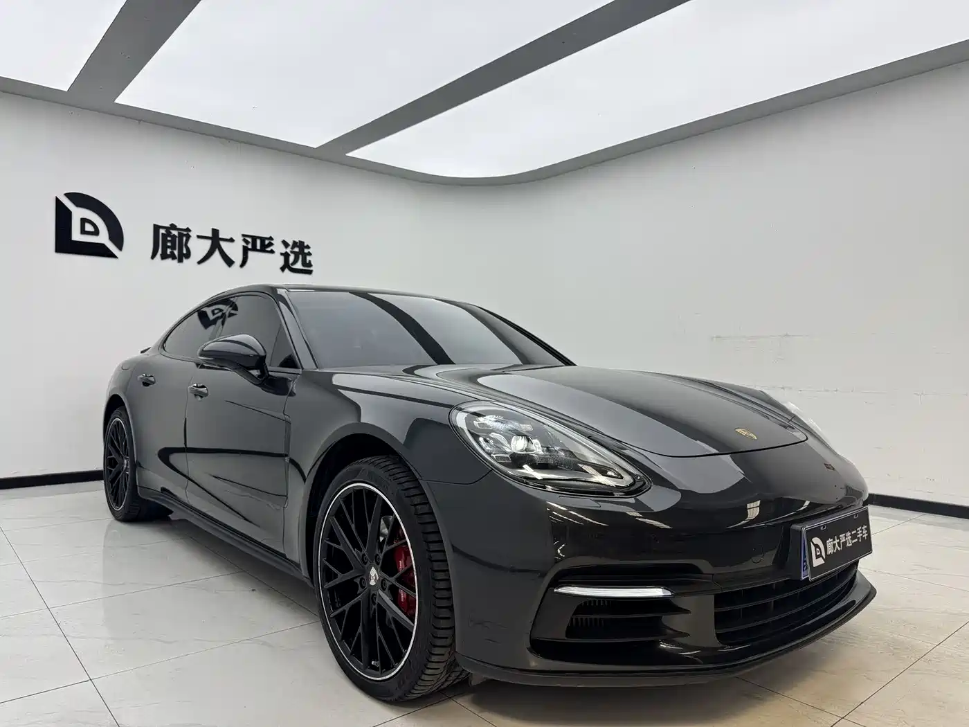 Porsche Panamera 2019 Panamera 2.9T фото 4