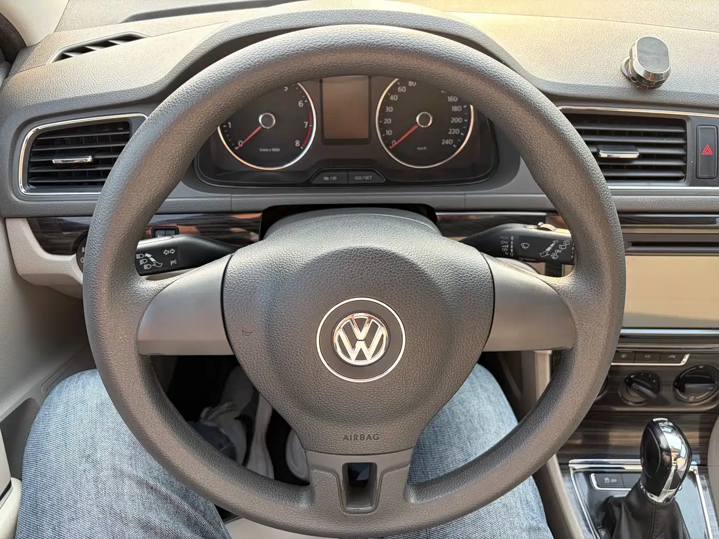 Volkswagen Lavida Tour 2013 1.4TSI Automatic Comfort фото 18