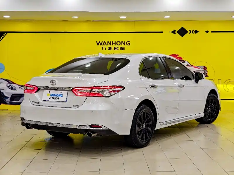 Toyota Camry 2023 2.0G Luxury Edition фото 9