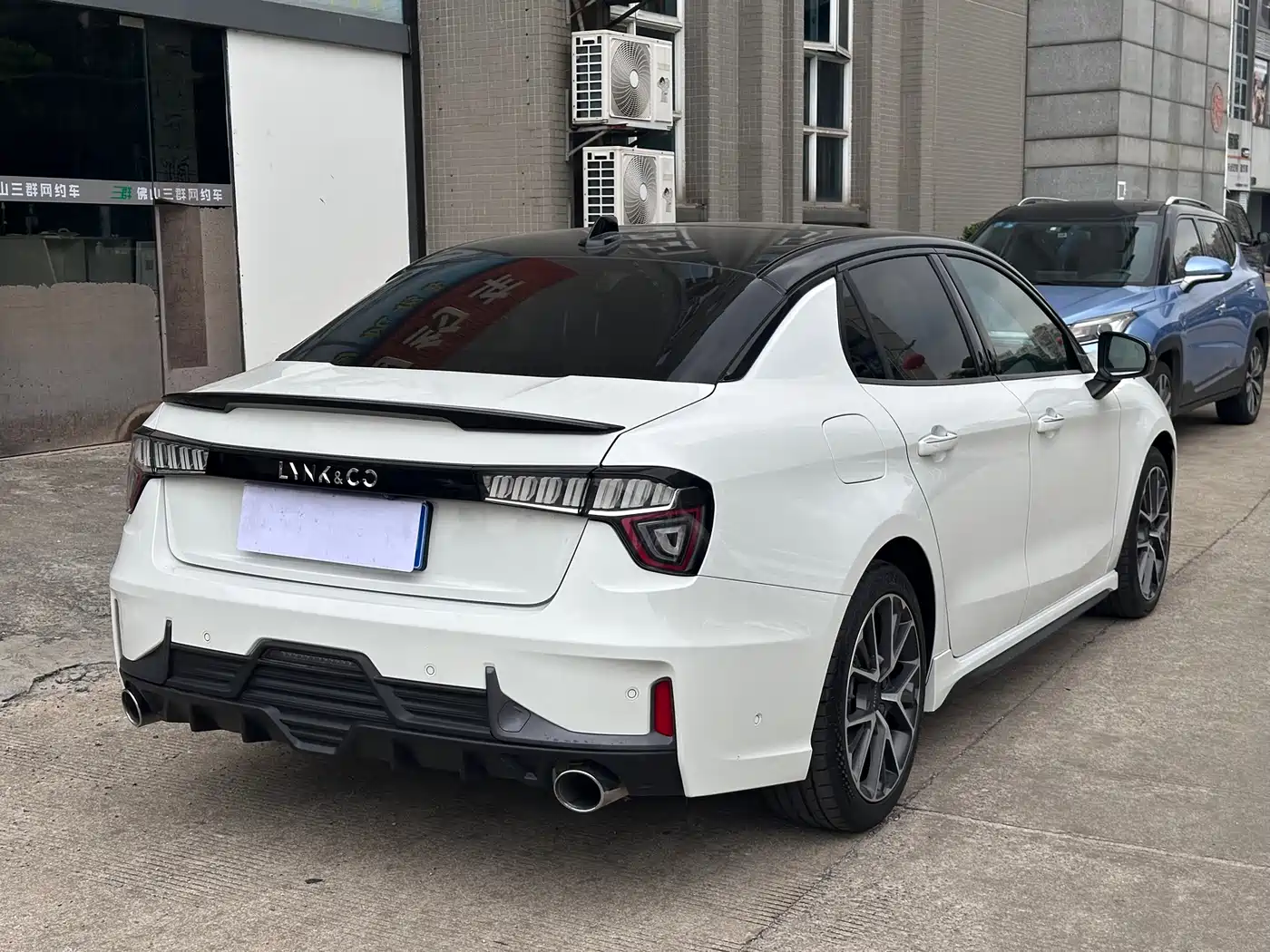 Lynk & Co 03 2020 2.0TD Auto Power Pro Edition фото 8