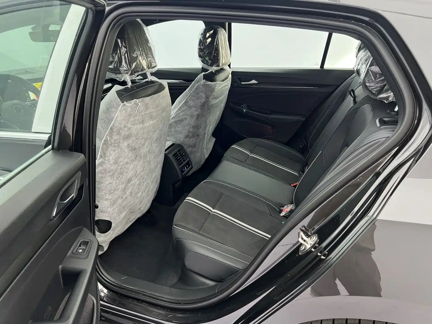 Volkswagen Golf 2024 2023 280TSI DSG R-Line Lite