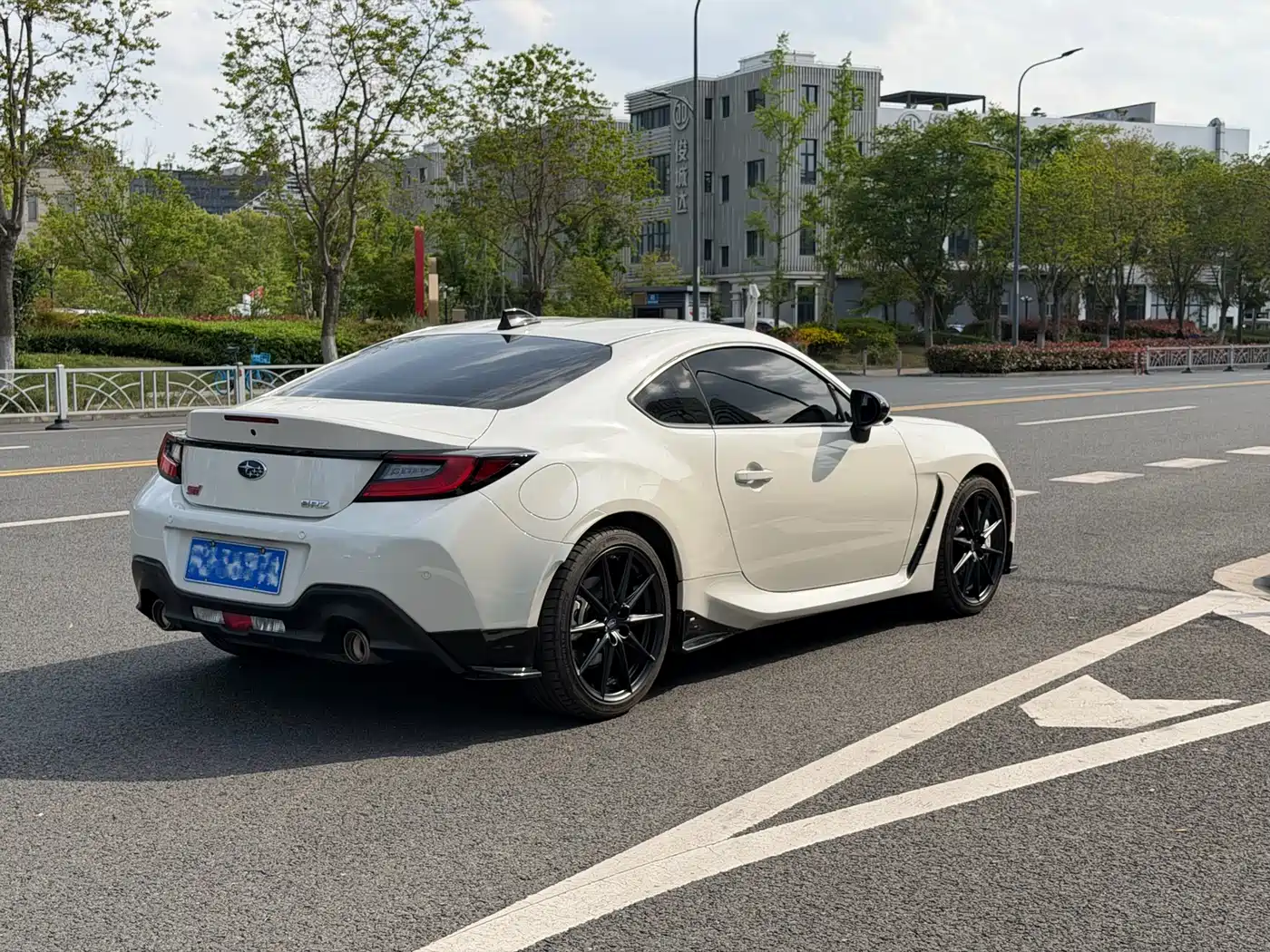 SUBARU BRZ