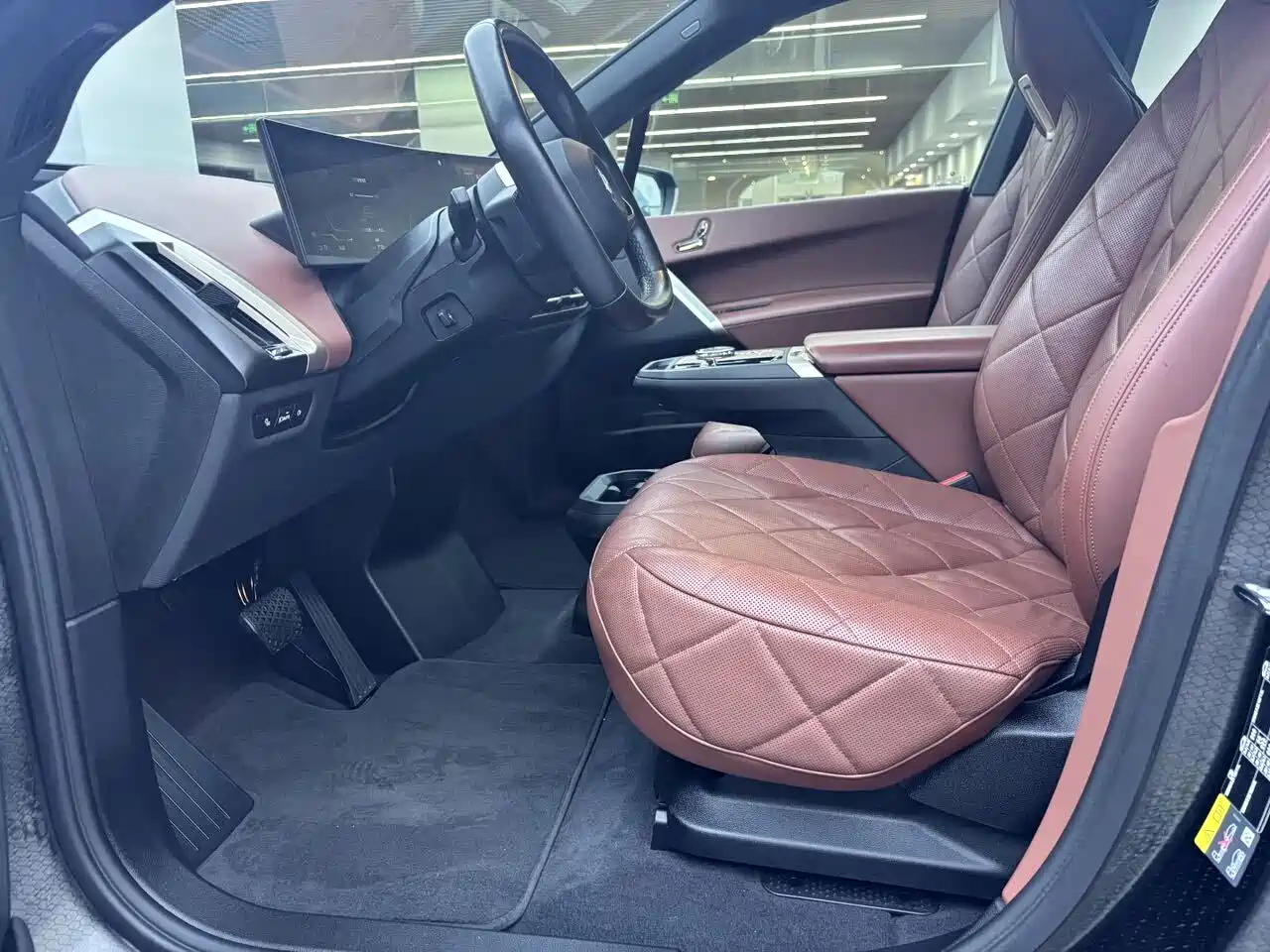 BMW iX 2022 xDrive50 фото 17