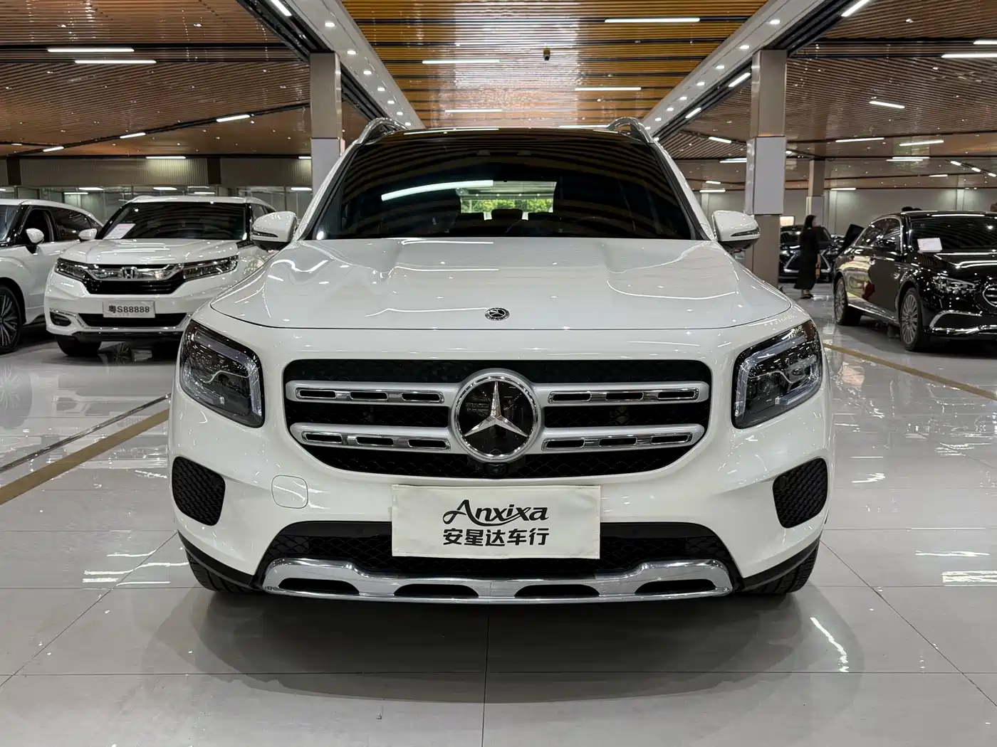 Mercedes-Benz GLB 2020 GLB 200 Fashion фото 2
