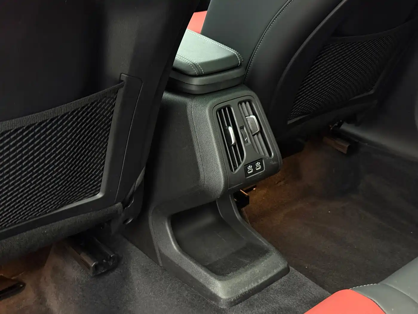BMW X1 2023 sDrive20Li X Design Package фото 13