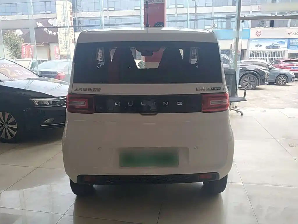 Фото 6 - Wuling Motors Hongguang MINIEV