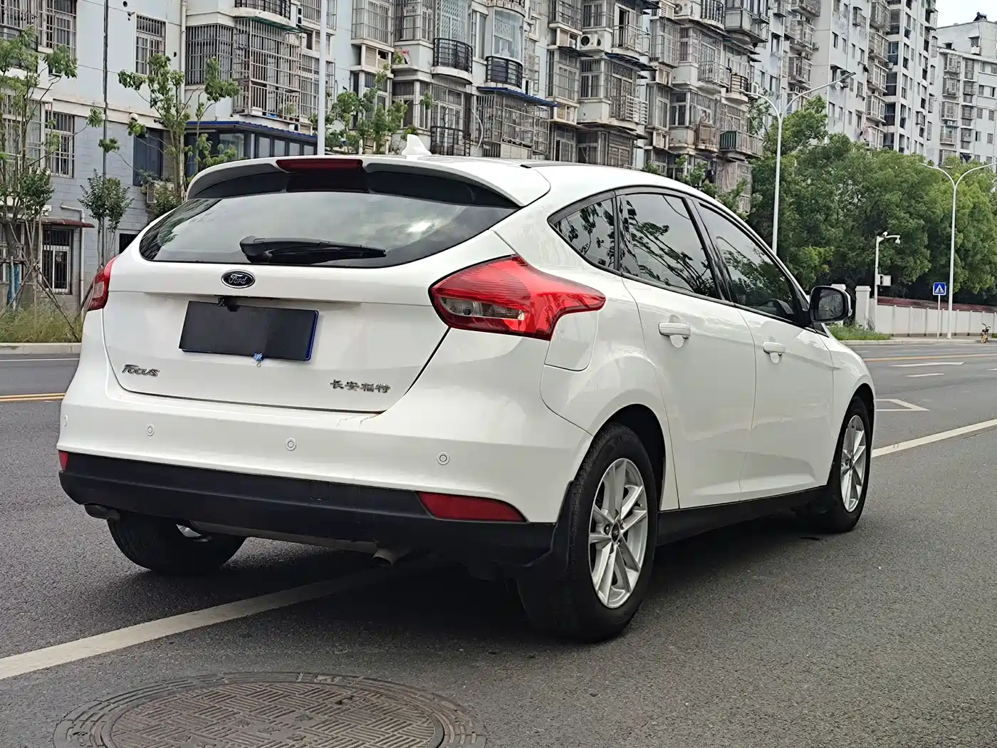 FORD FOX