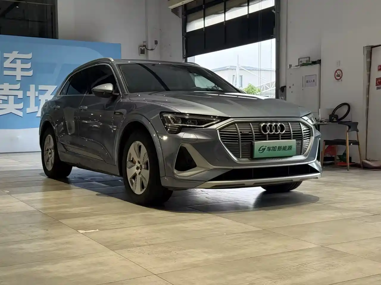 Audi e-tron 2021 50 quattro Luxury фото 3