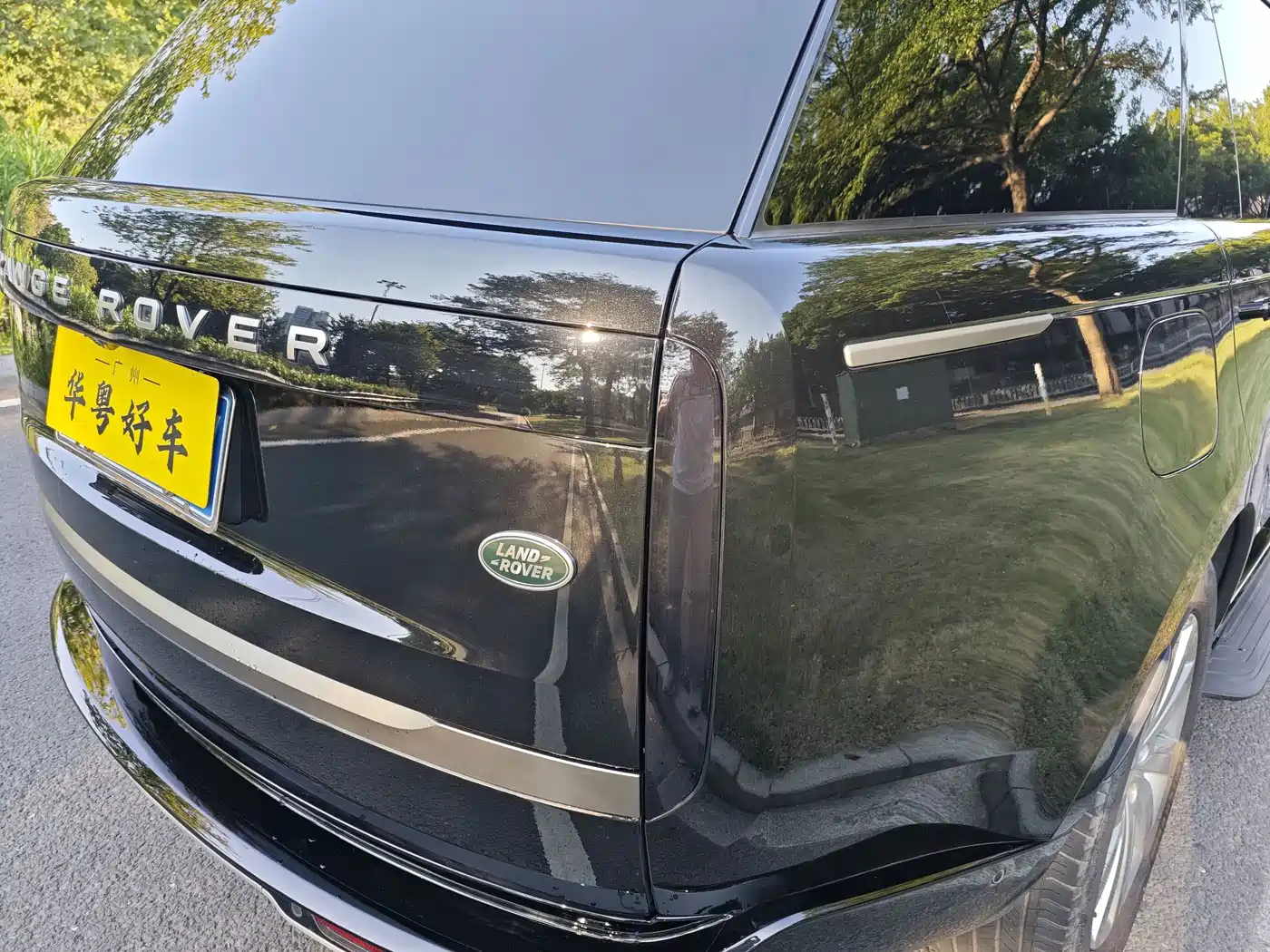 Land Rover Range Rover 2023 2023 3.0 L6 400PS Golden Age 7-Seater Long Wheelbase