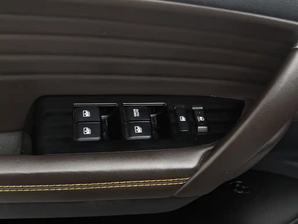 Changan CS35 PLUS 2019 2018 1.6L Automatic Smooth Connect China V