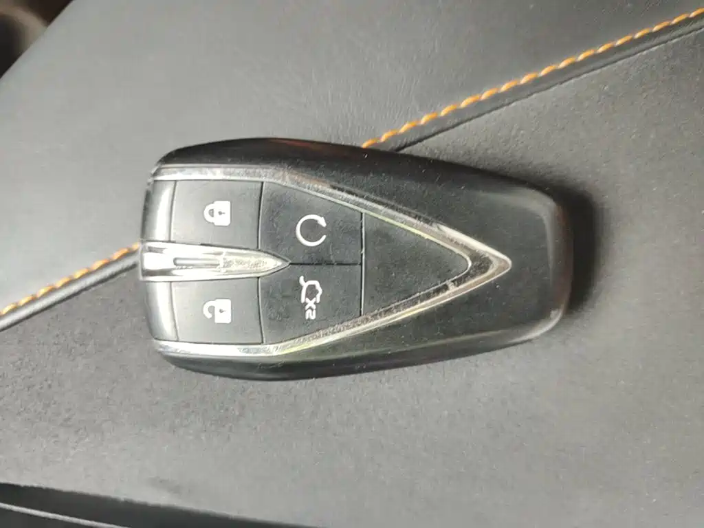 Changan UNI-V 2026 2024 1.5T Deluxe Sport