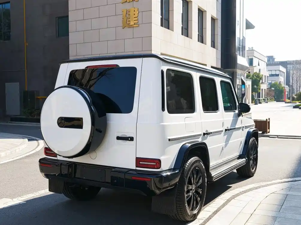 Mercedes-Benz G-Class 2024 G 500 фото 7