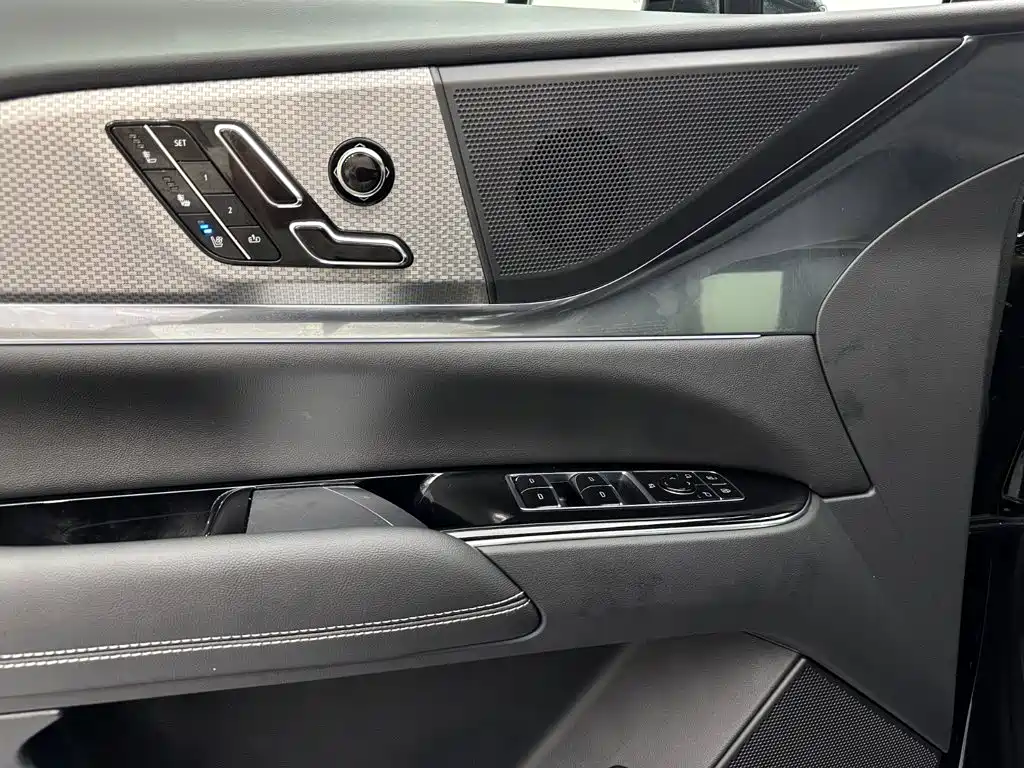 Cadillac XT5 2026 2026 2.0T Luxury Model