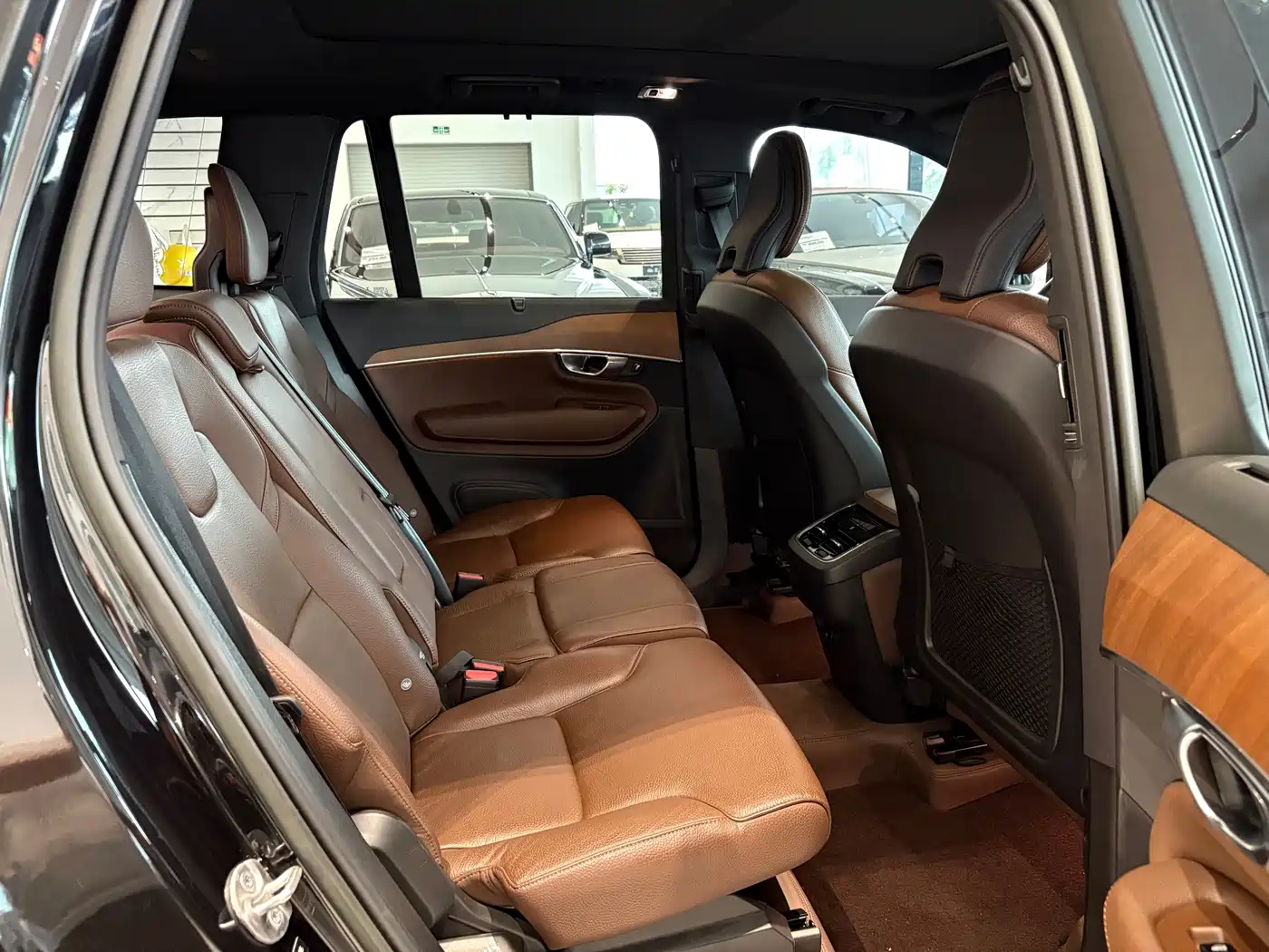 Photo 16 - Volvo XC90