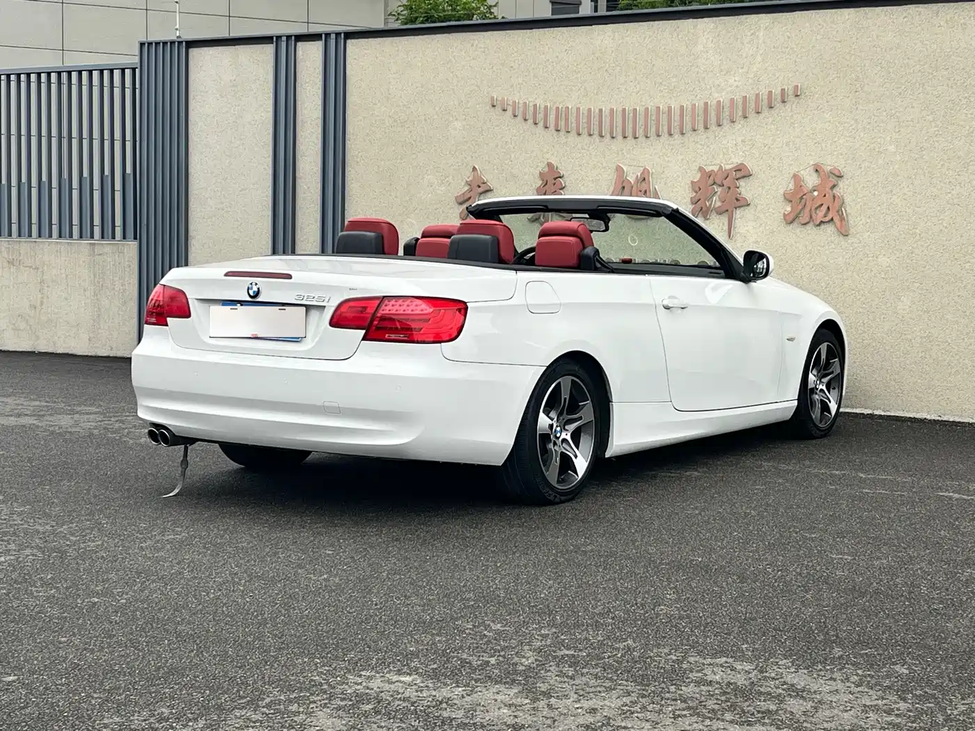 BMW 3 Series (Import) 2011 325i Convertible Coupe фото 5