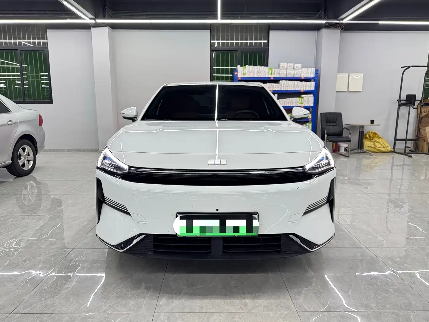 Geely Galaxy Galaxy L6 2025 EM-i 60km Voyage Edition фото 2