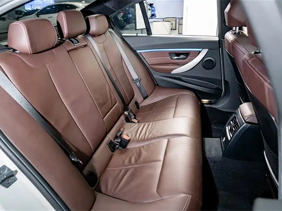 BMW 3 Series 2019 320i M Sport Package фото 22