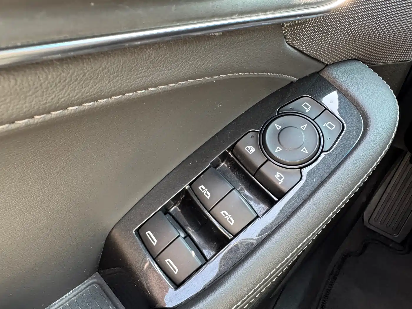 Фото 25 - Cadillac CT5