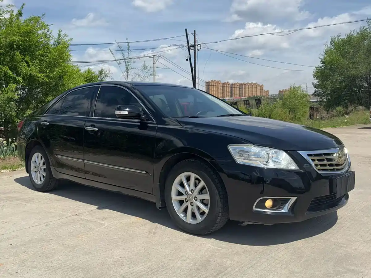 Toyota Camry 2010 240G Luxury Edition фото 3