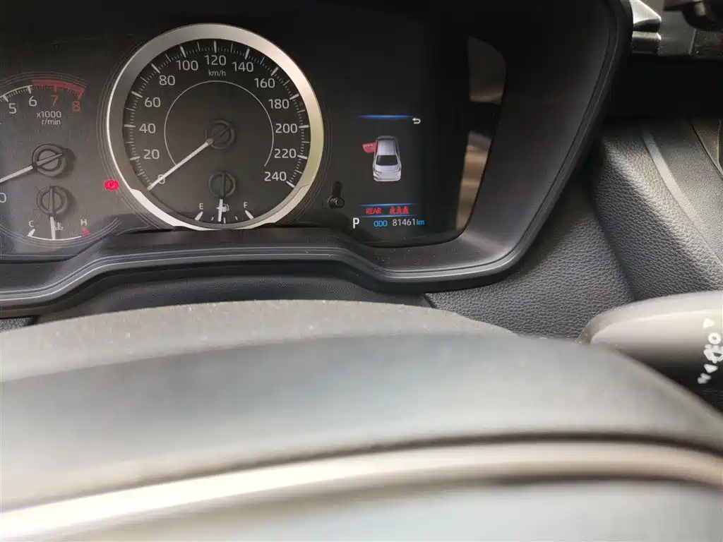 Toyota Corolla 2019 1.2T S-CVT GL Pioneer Edition фото 8