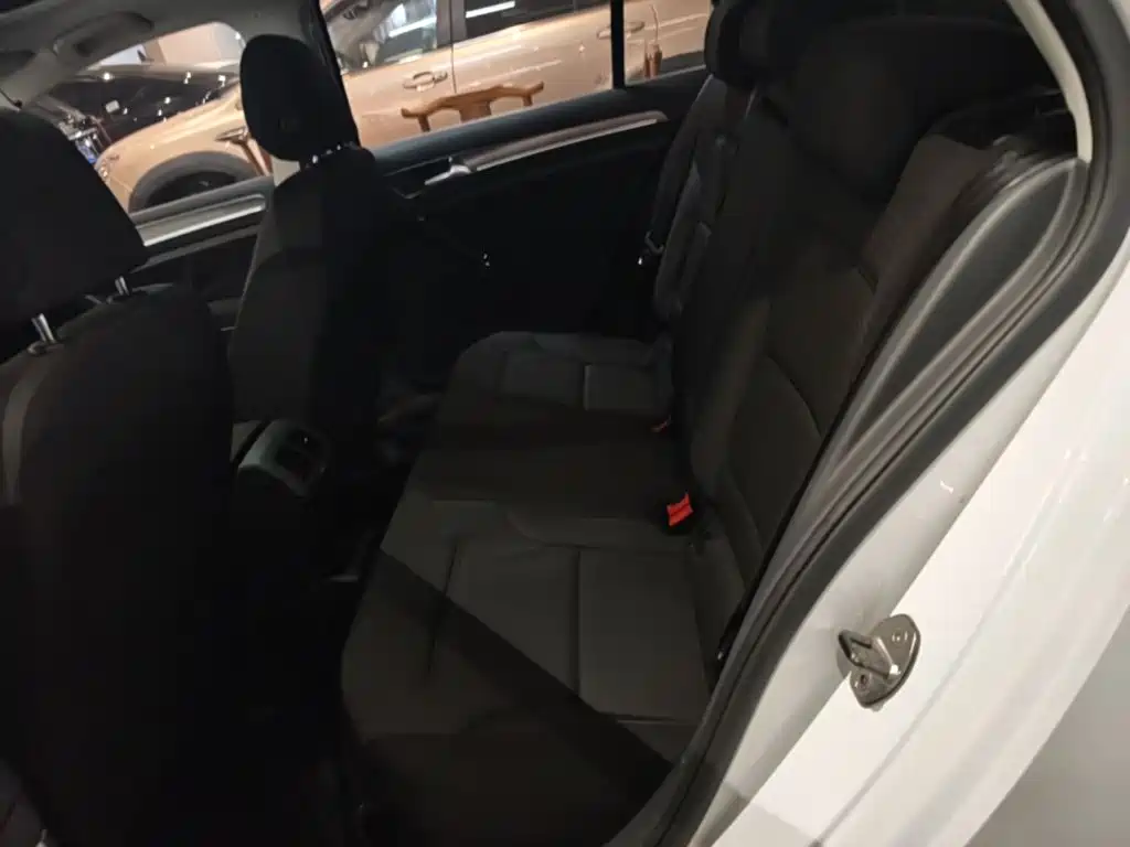 Volkswagen Golf 2014 2014 1.6L Automatic Comfort