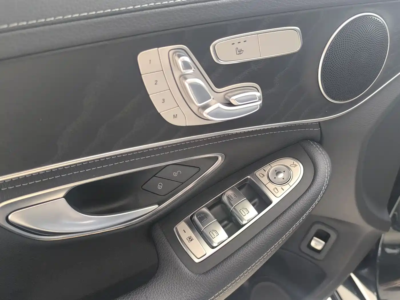 Mercedes-Benz C-Class 2020 C 260 L Sport фото 16