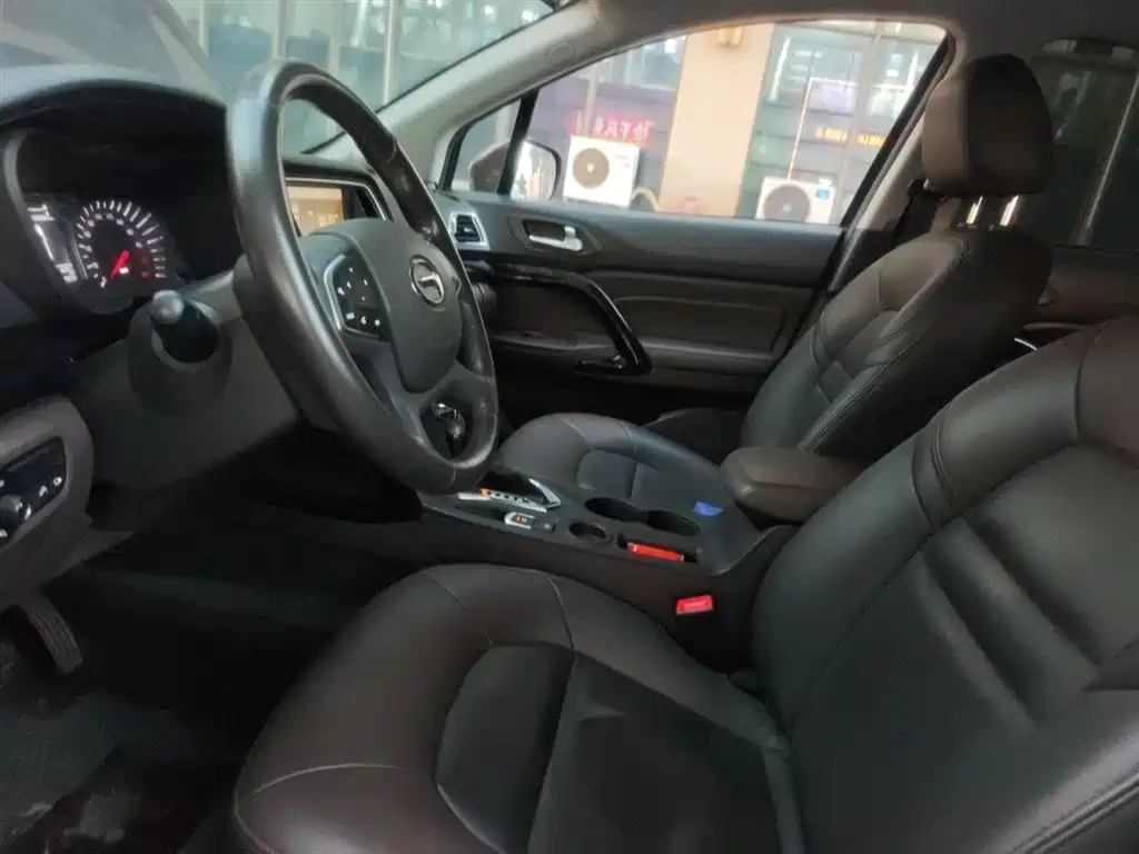 GAC Trumpchi Trumpchi GS4 2017 235T Automatic 2WD Luxury Smart Connected Edition фото 8