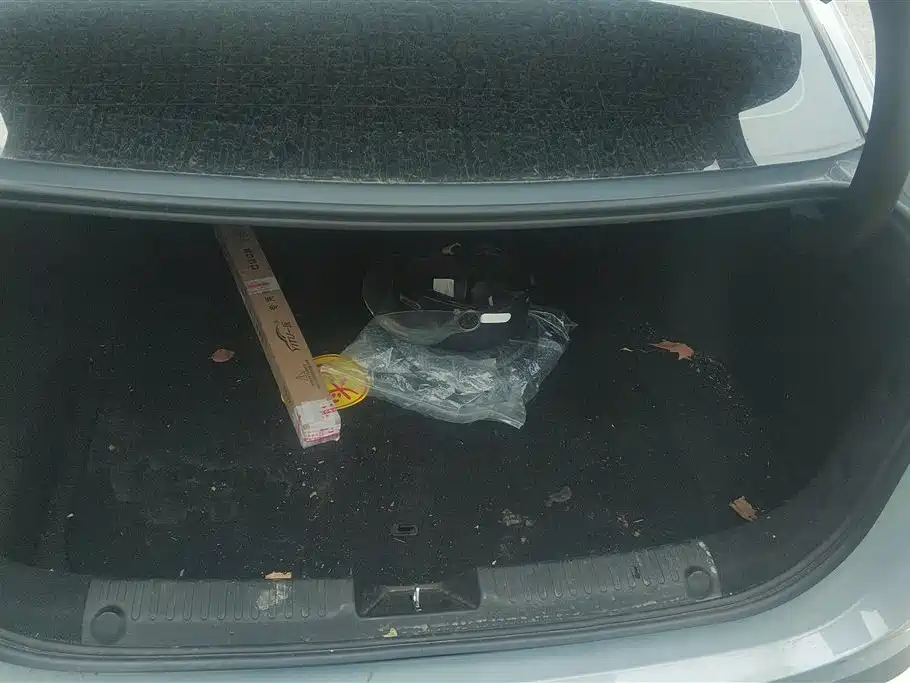 GEELY GALAXY GALAXY L6