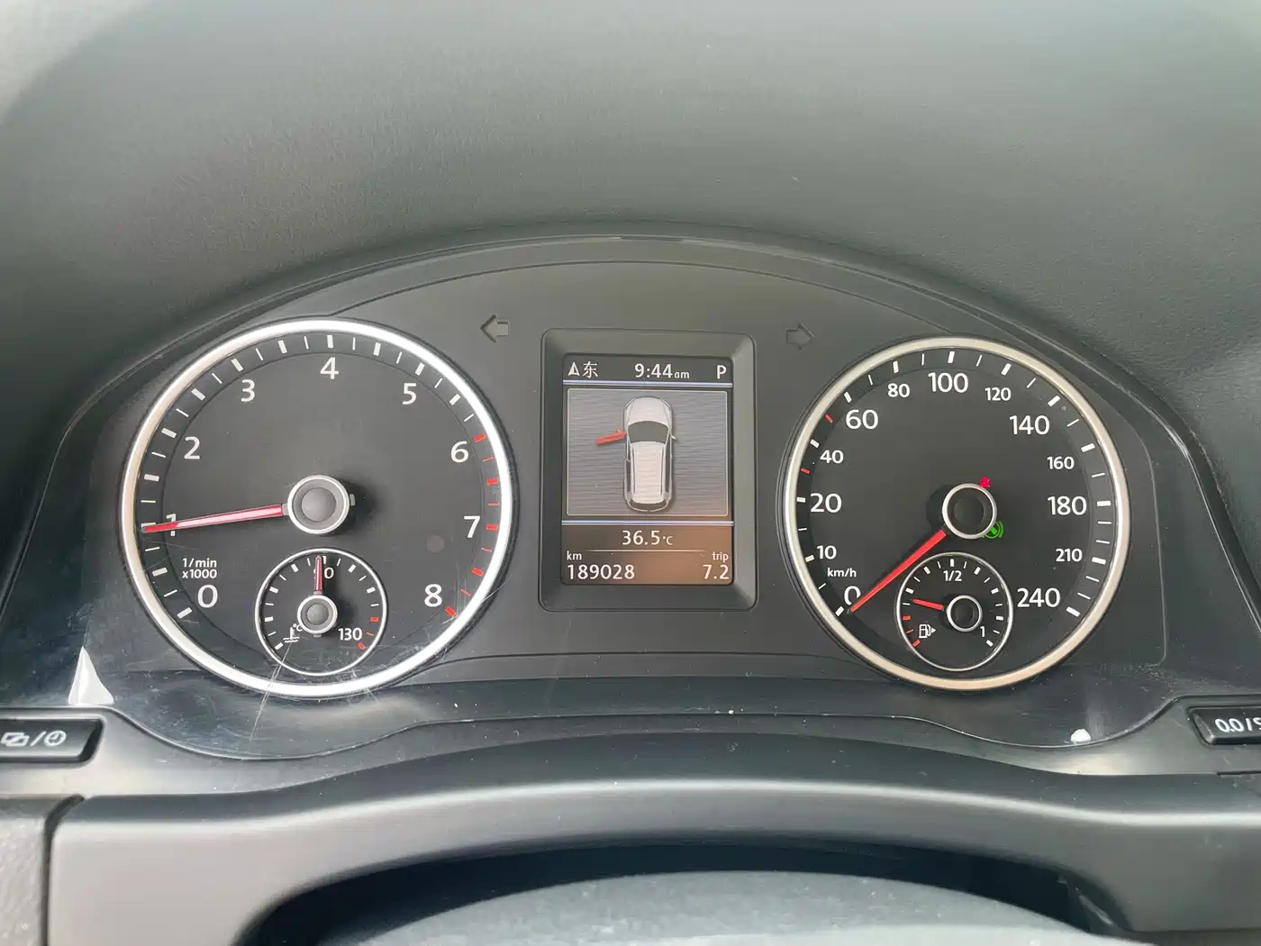 Фото 15 - Volkswagen Tiguan