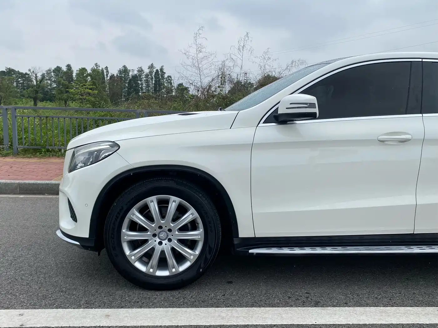 Mercedes-Benz GLE Coupe 2015 GLE 320 4MATIC Coupe SUV фото 5