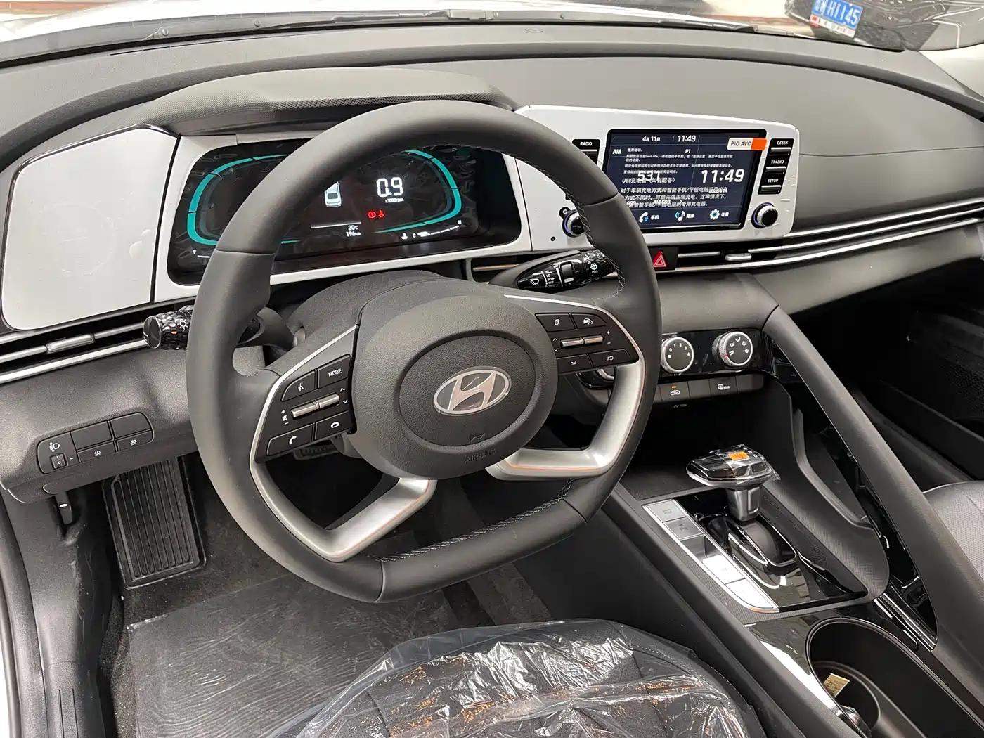 Hyundai Elantra 2023 1.5L CVT GLX Elite Edition фото 6