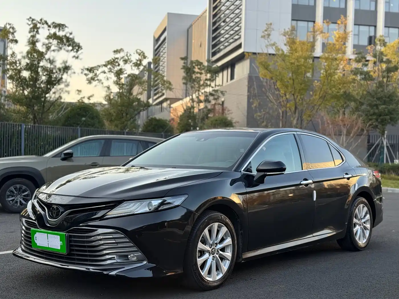 Toyota Camry 2019 Facelift 2.0G Luxury Edition