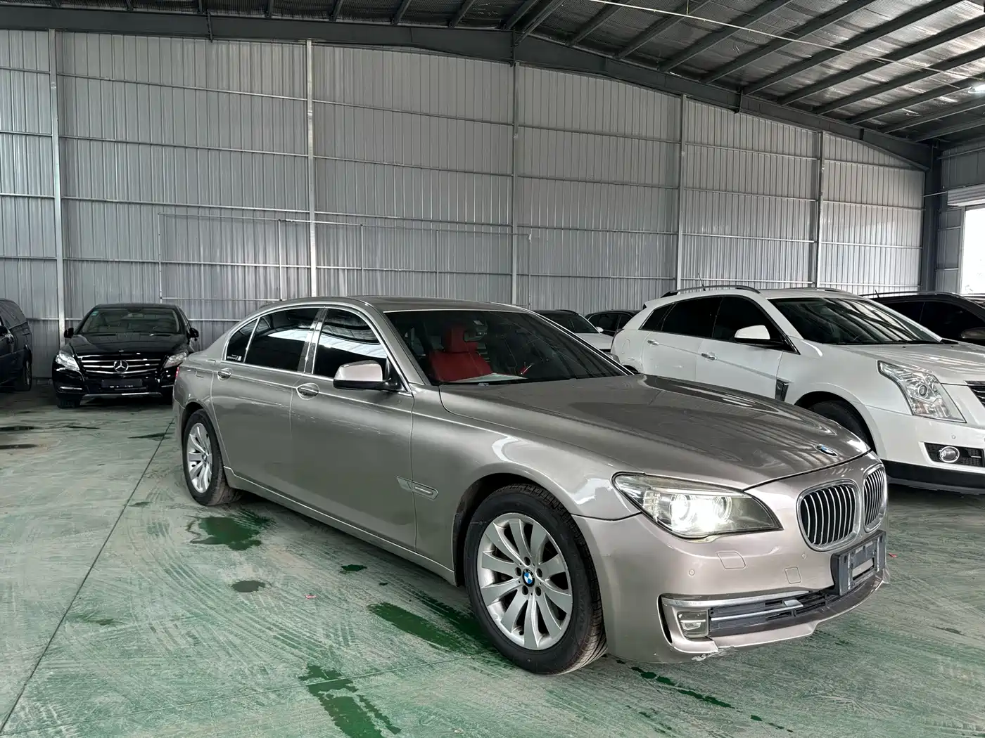 Фото 3 - BMW 7 Series