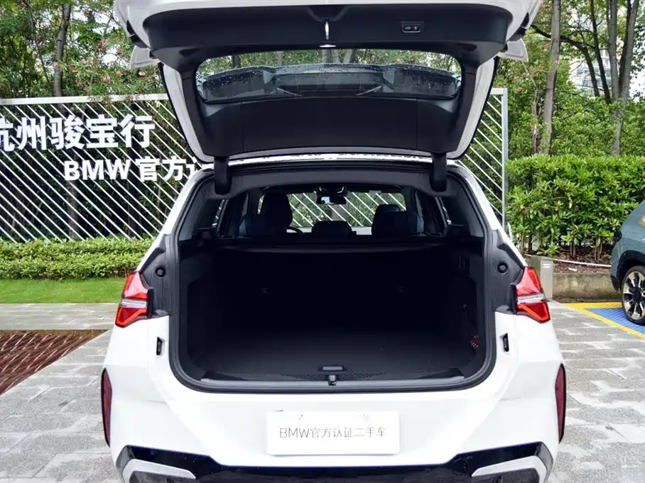 BMW X3 2025 xDrive30L Leading Model M Sport Black Package фото 15
