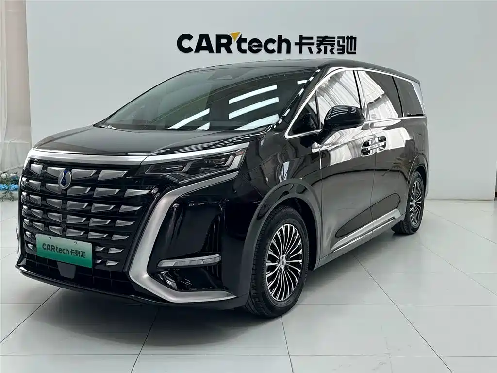 Denza D9 2024 DM-i 980 AWD Prestige