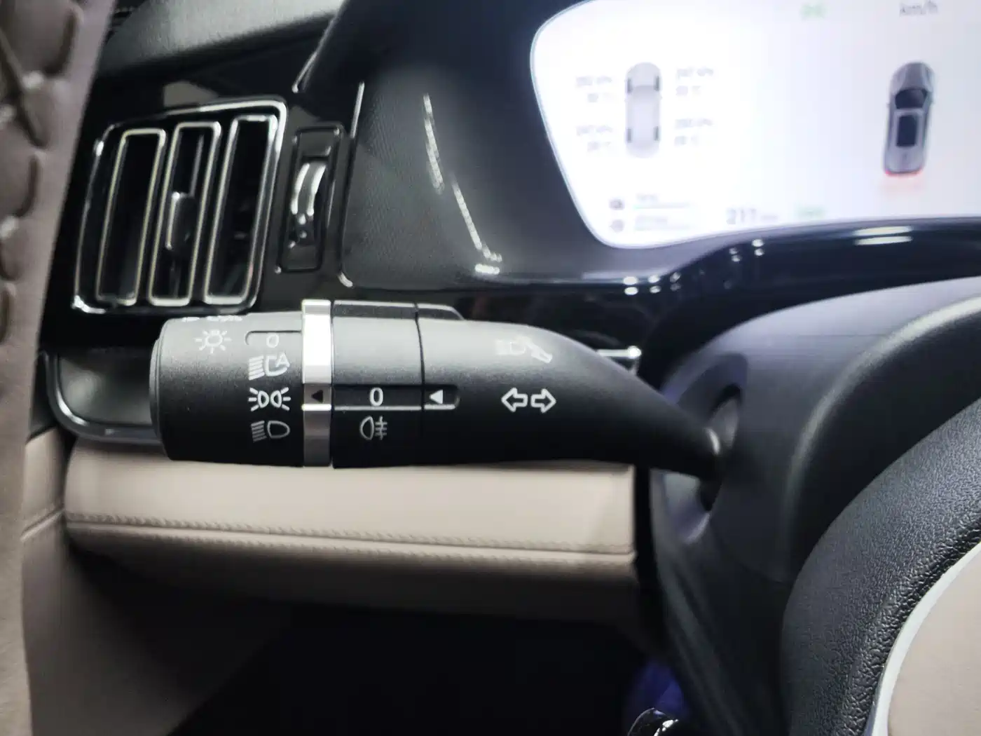 BYD Tang New Energy 2025 Smart Driving Edition DM-i 115KM Flagship фото 9