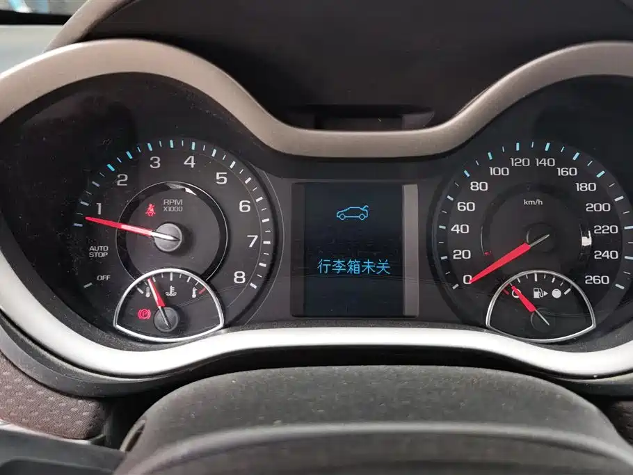 Chevrolet Malibu 2018 530T Automatic Luxury Edition фото 14