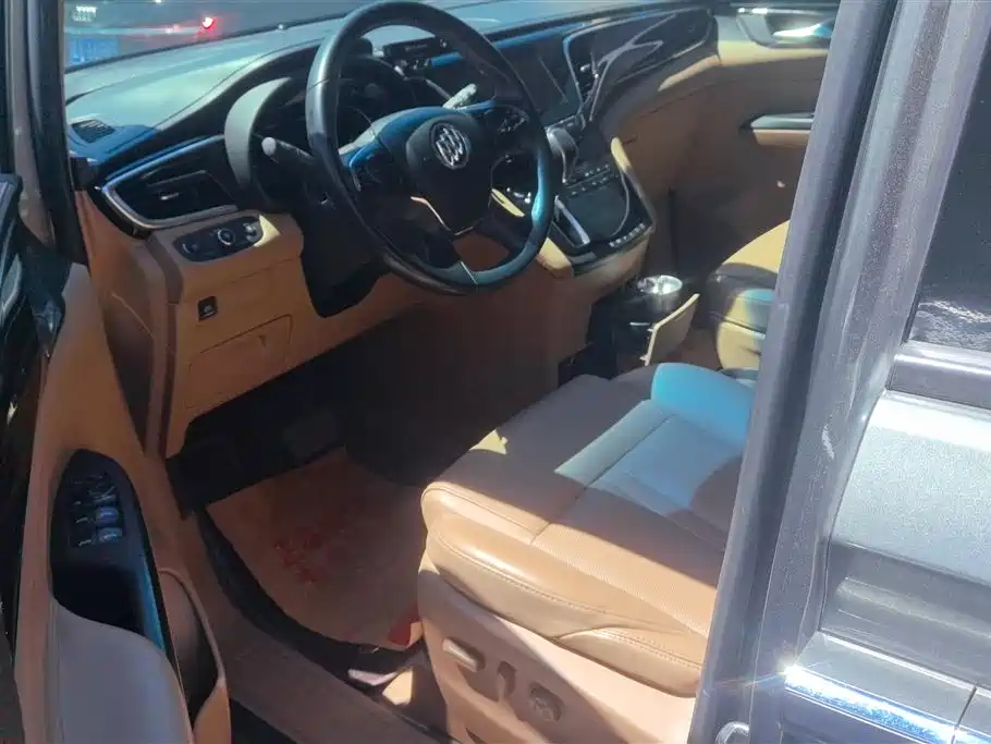 Buick GL8 2018 ES 28T Luxury Type China VI фото 9