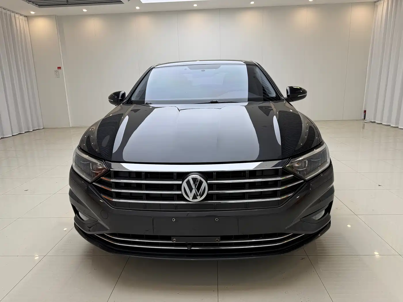 Volkswagen Sagitar 2021 280TSI DSG Surpassing Edition фото 2