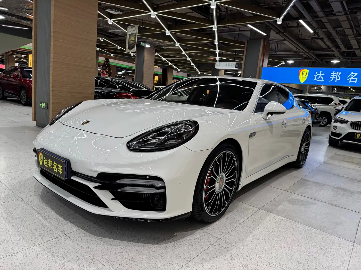 Porsche Panamera 2010 Porsche Panamera Turbo 4.8T