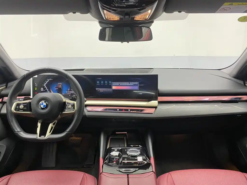 BMW 5 Series 2025 530Li Premium M Sport Package фото 13