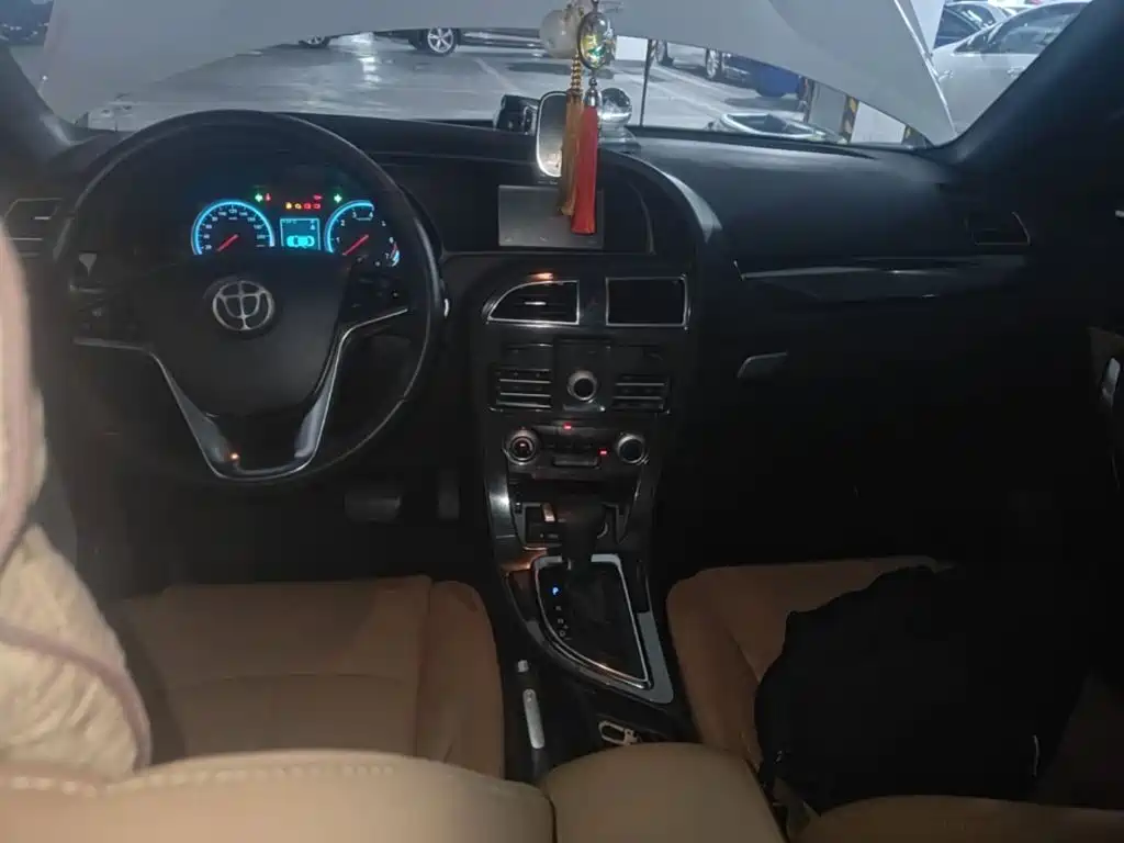 Zhonghua V5 2016 2016 1.5T Automatic 2WD Smart