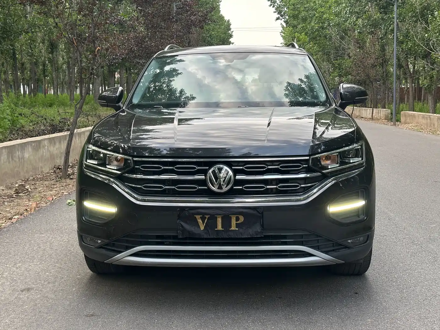 Volkswagen Tayron 2022 330TSI 2WD Luxury Smart Connect Edition фото 3