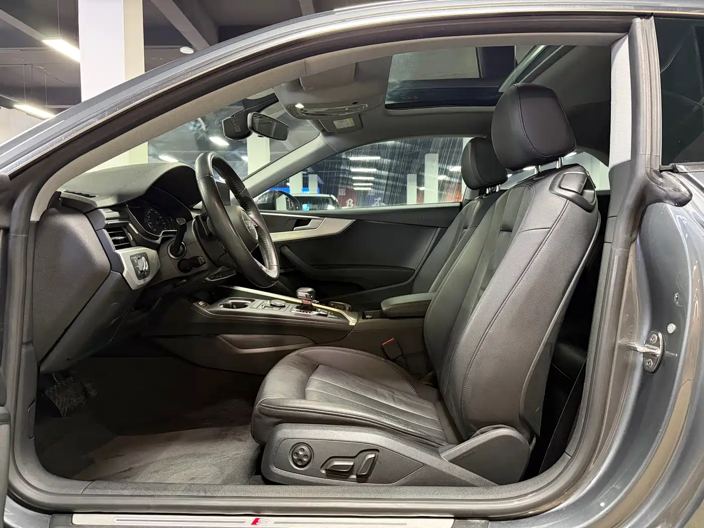 Audi A5 (Import) 2017 Coupe 40 TFSI Style фото 4