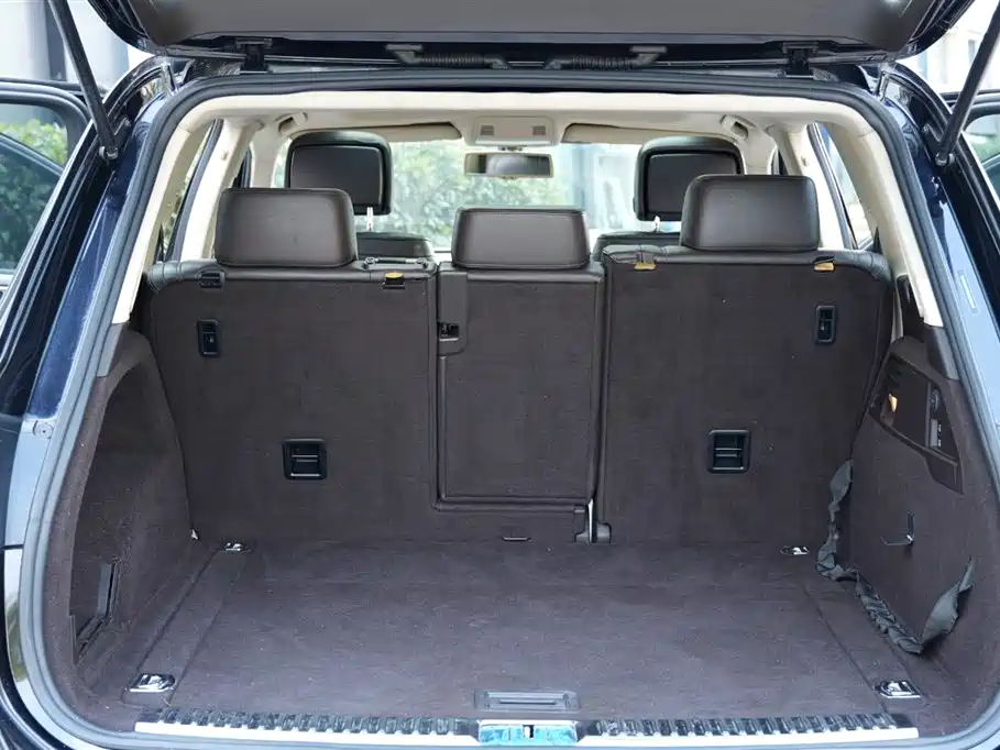 Volkswagen Touareg 2014 3.0TSI New Edge Edition фото 22