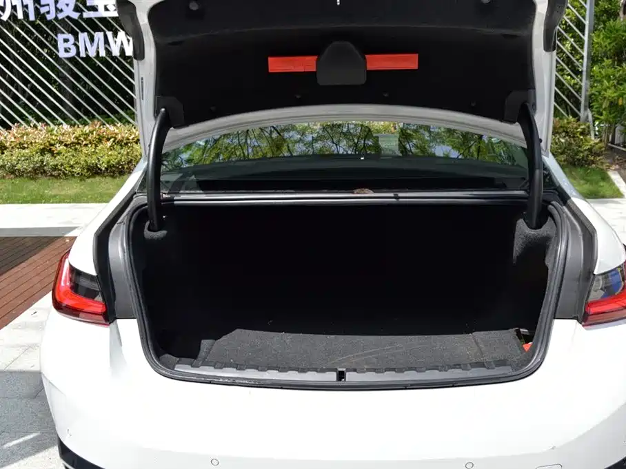BMW i3 2024 eDrive 35 L фото 7