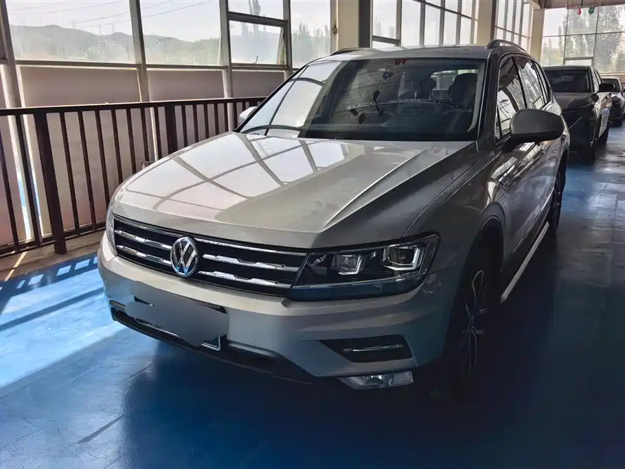 Volkswagen Tiguan L 2018 330TSI Automatic 2WD Luxury Edition