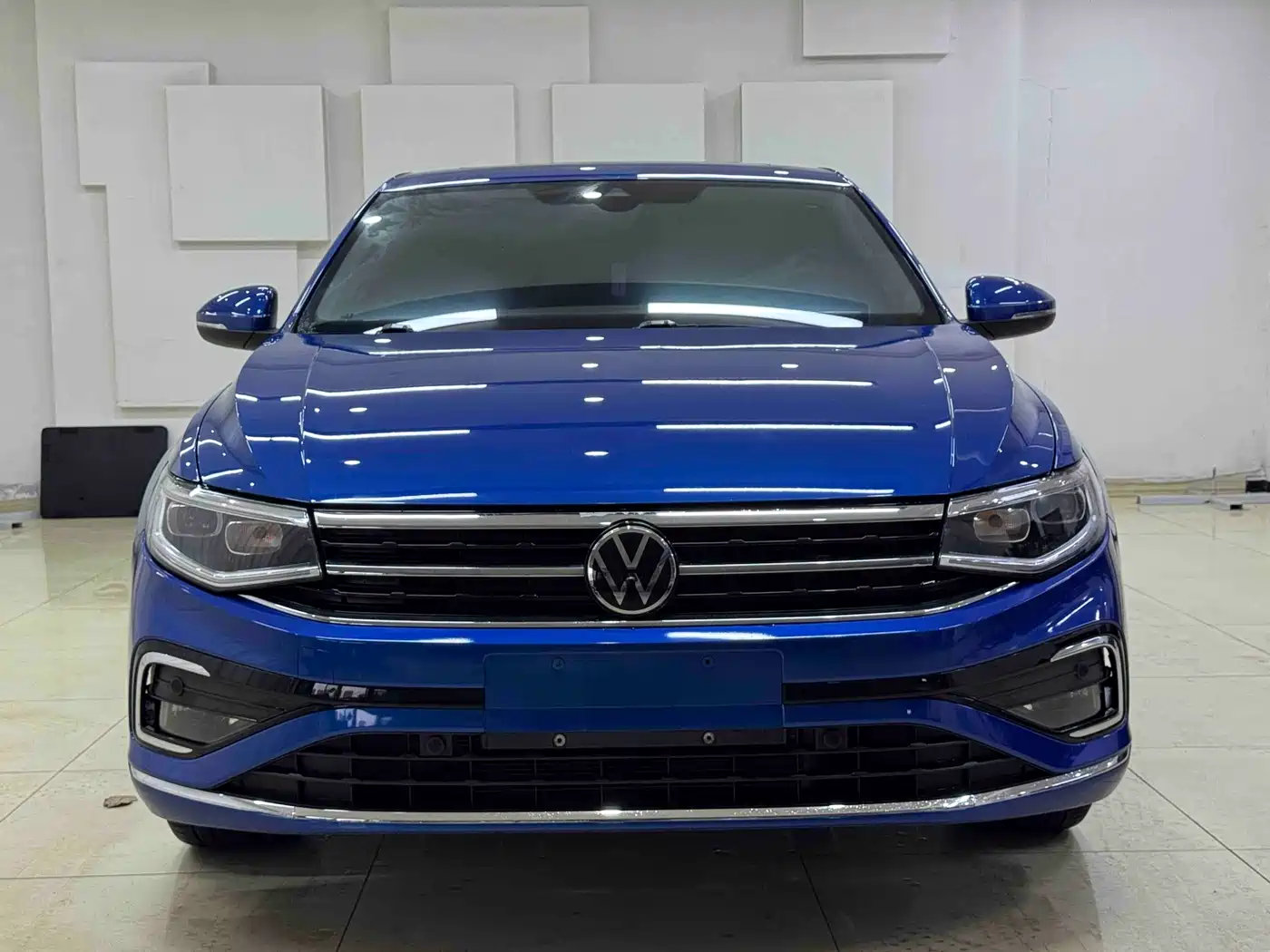 Volkswagen Bora 2023 280TSI DSG Prestige Edition фото 2